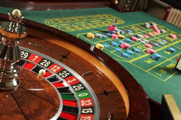 Sweet Bonanza slot game grid showing candy symbols and cascading mechanics on oma platform